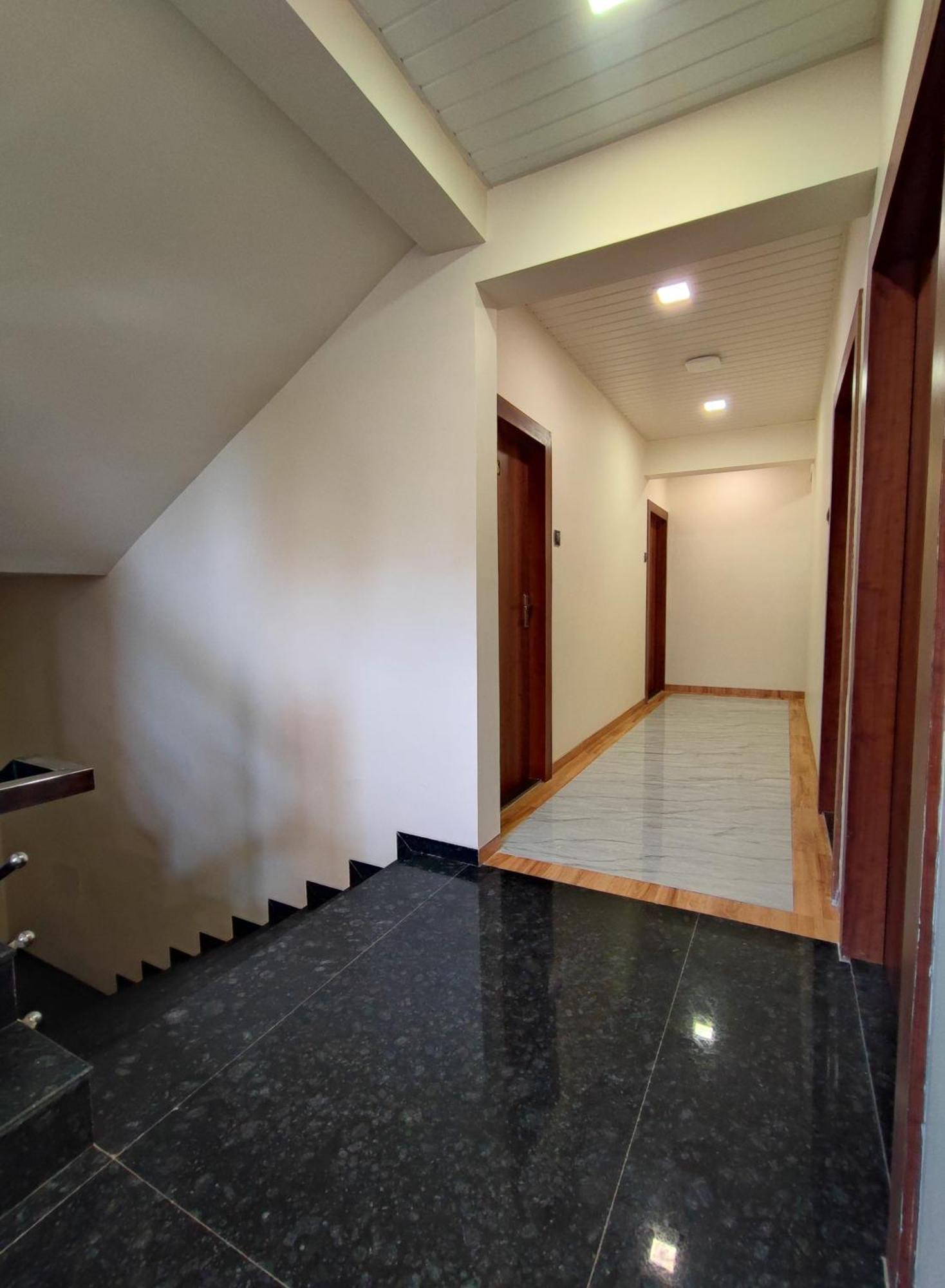 Hotel Starlit ナビムンバイ 部屋 写真